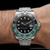 Orologio sportivo GMT in acciaio con lunetta verde e nera