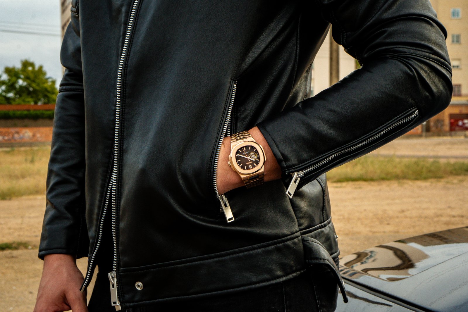 Reloj dorado 10